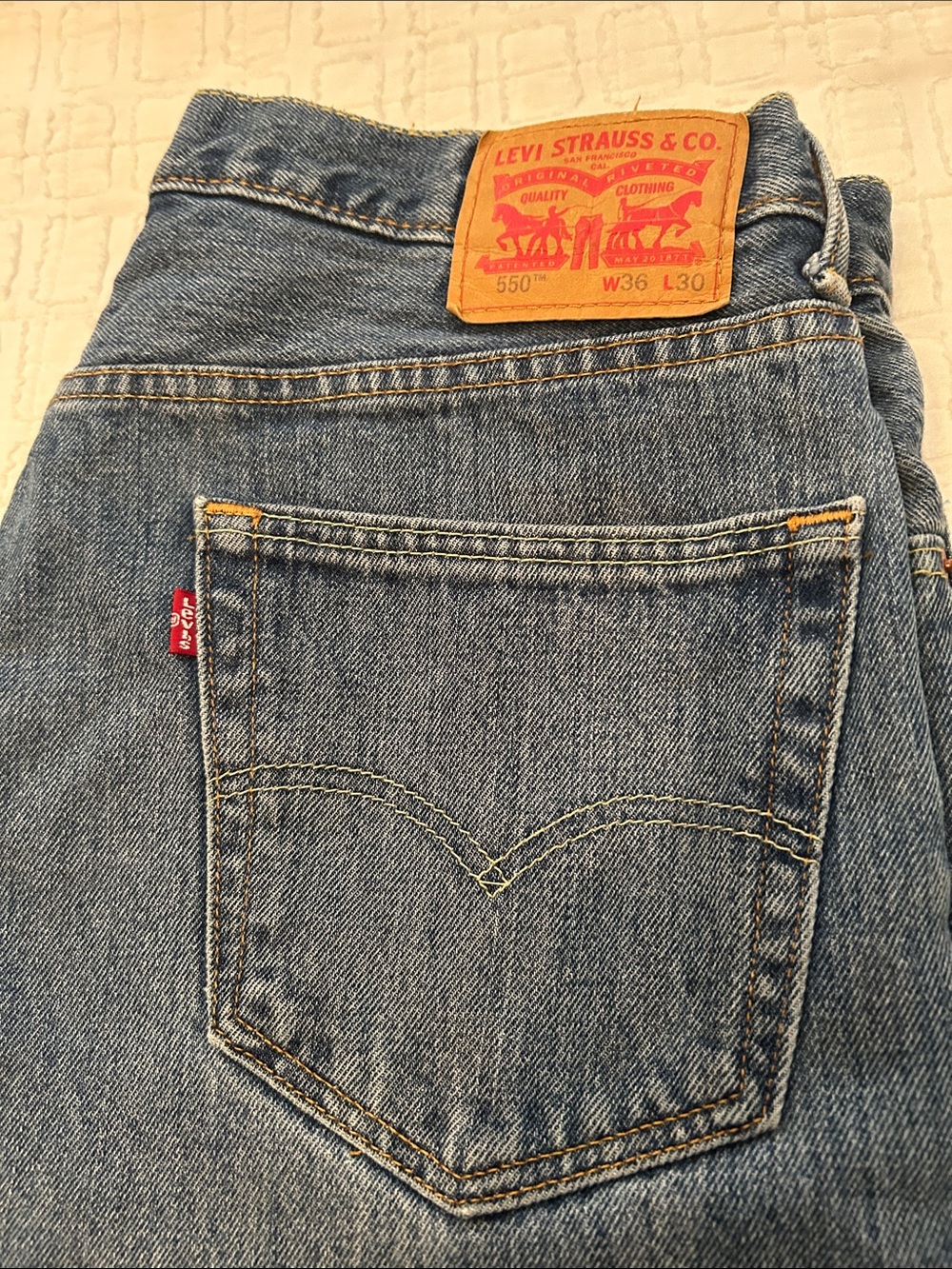 Levi's Men's Blue 550 Relaxed Fit Jeans - Blue 36x30